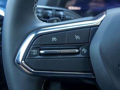 New 2026 Chevrolet Equinox EV LT image 20