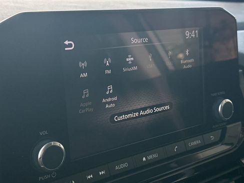 Used 2024 Nissan Pathfinder SV FWD image 19