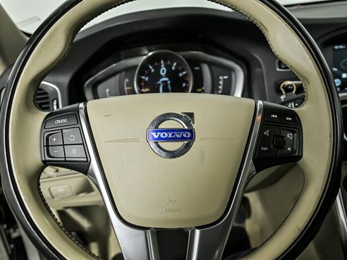 Used 2015 Volvo S60 T5 Premier w/ Convenience Package FWD image 22
