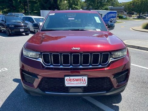 New 2025 Jeep Grand Cherokee Laredo X w/ Luxury Tech Group I AWD/4WD image 10