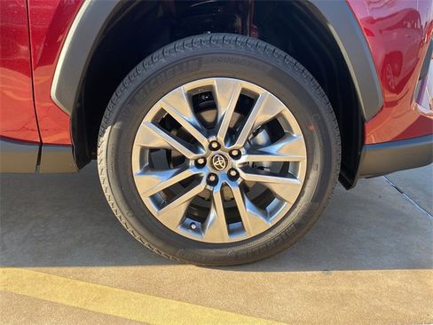 New 2025 Toyota RAV4 XLE Premium image 9