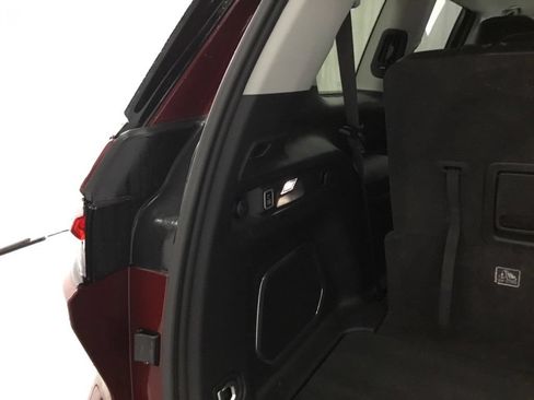 Used 2024 Jeep Grand Cherokee L Limited AWD/4WD image 18