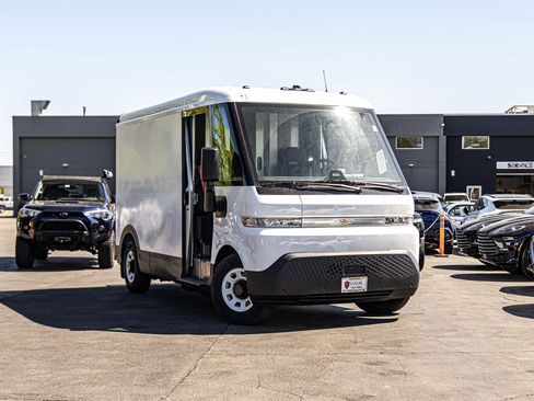 Used 2025 Chevrolet Brightdrop 400 FWD image 5