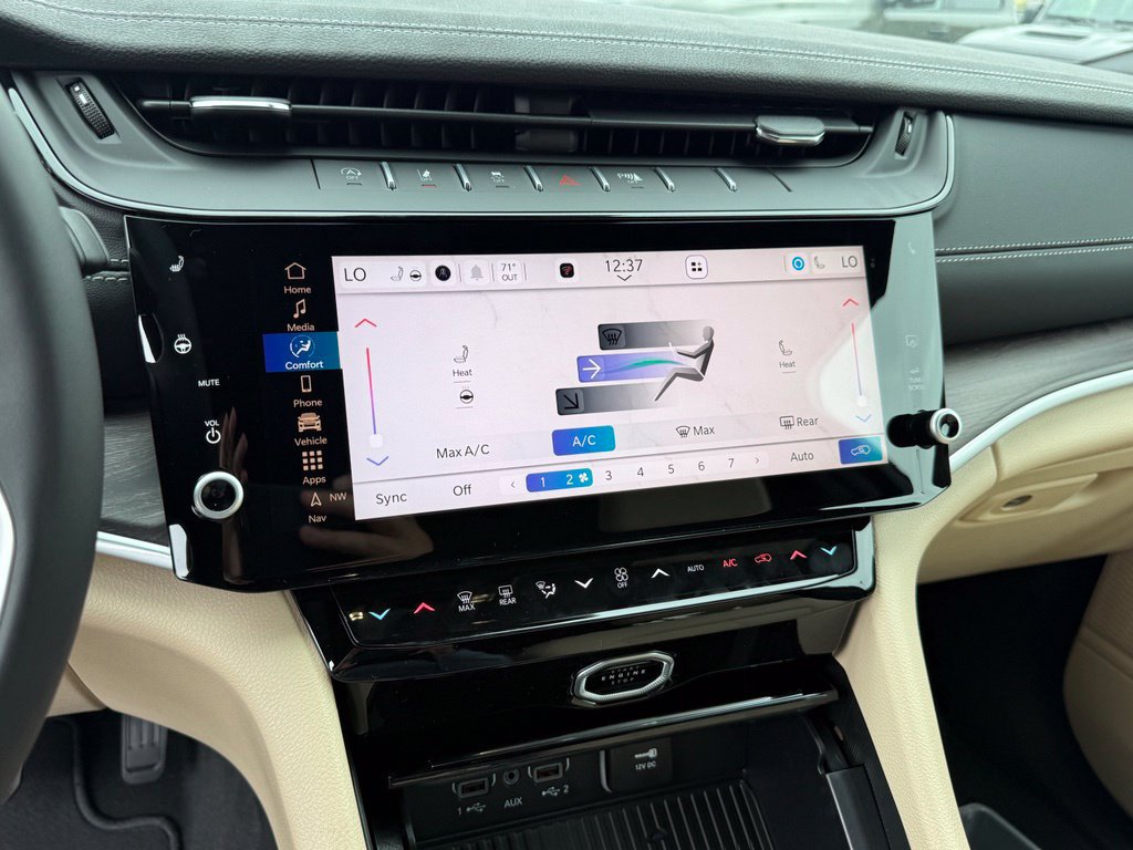 New 2027 Jeep Grand Cherokee Limited AWD/4WD image 18