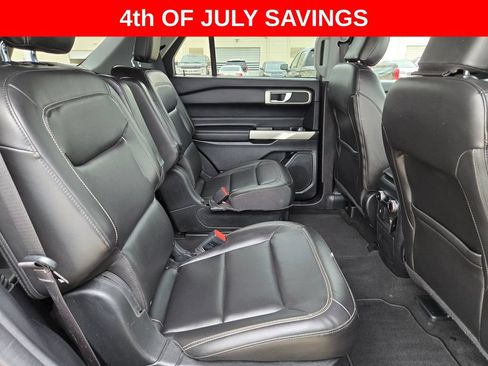 Used 2022 Ford Explorer XLT w/ Equipment Group 202A AWD/4WD image 26