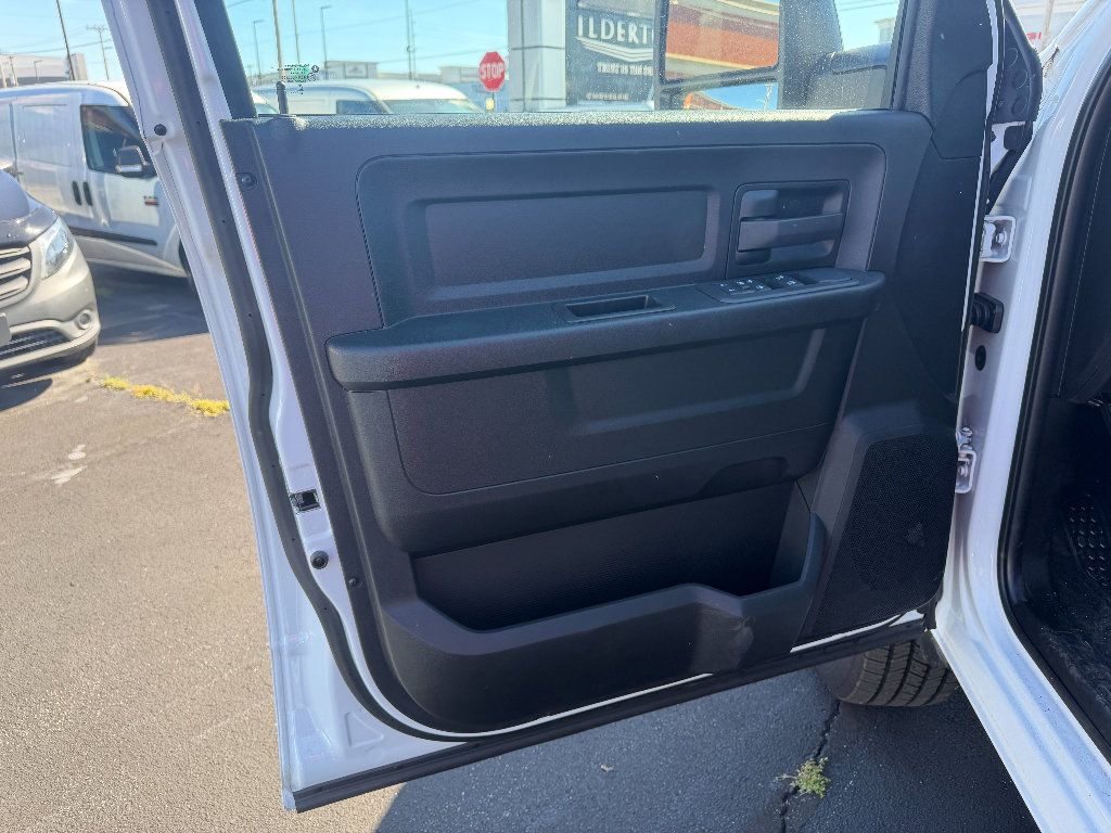 Used 2026 RAM 2500 Tradesman w/ Chrome Appearance Group AWD/4WD image 21