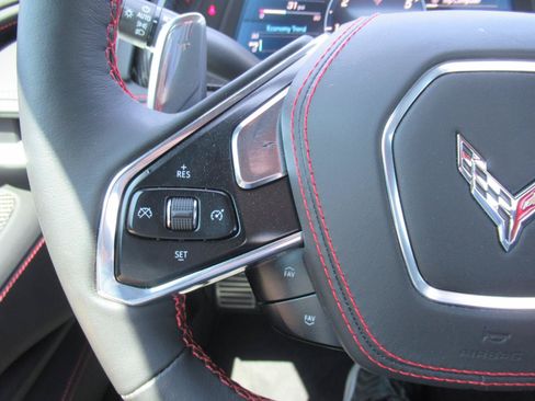 Used 2023 Chevrolet Corvette Stingray Premium Conv w/ Z51 Performance Package RWD image 26