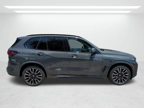 New 2026 BMW X5 xDrive40i w/ M Sport Package AWD/4WD image 3