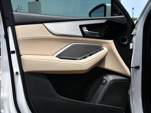 Certified 2023 Acura MDX SH-AWD w/ Technology Package image 14