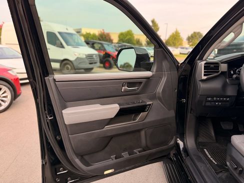 Used 2024 Toyota Sequoia Limited AWD/4WD image 20