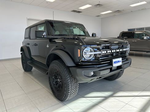 New 2026 Ford Bronco Outer Banks w/ Sasquatch Package AWD/4WD image 36
