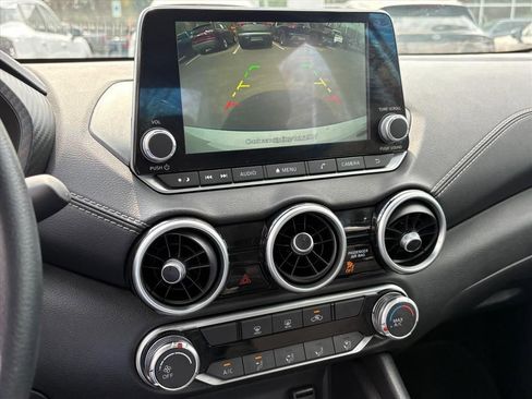 Used 2024 Nissan Sentra SV image 10