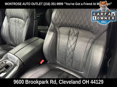 Used 2022 BMW X7 M50i AWD/4WD image 32