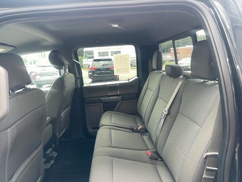 Used 2019 Ford F150 XLT w/ Equipment Group 302A Luxury AWD/4WD image 15