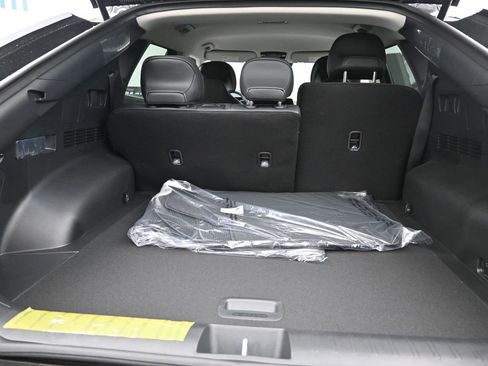 Used 2024 Kia EV6 Light image 10