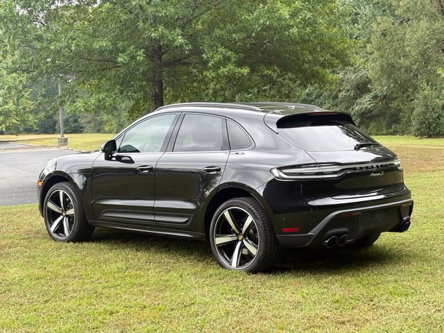 Used 2022 Porsche Macan S AWD/4WD image 4
