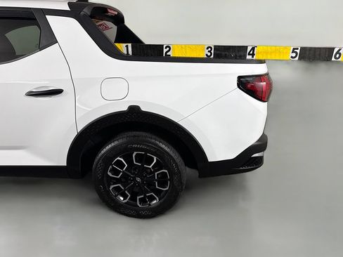 Certified 2022 Hyundai Santa Cruz SE w/ Cargo Package FWD image 34