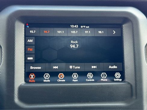 Certified 2022 Jeep Gladiator Willys image 21