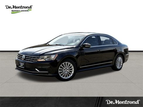 Used 2016 Volkswagen Passat 1.8T SE image 1