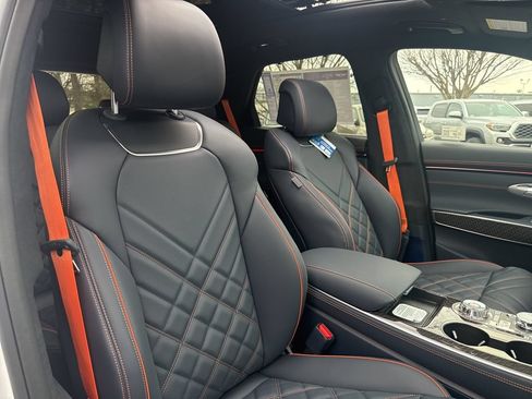 New 2026 Genesis GV70 3.5T Sport Prestige AWD/4WD image 35
