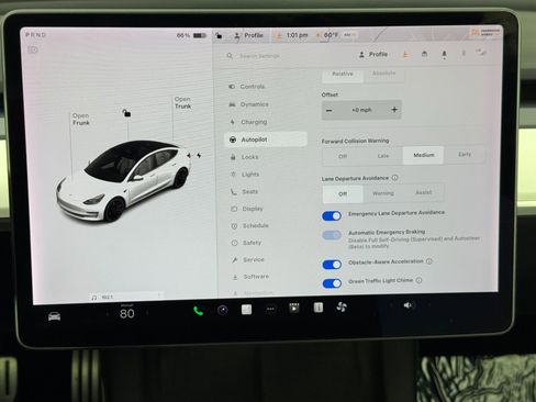 Used 2021 Tesla Model 3 Performance image 28