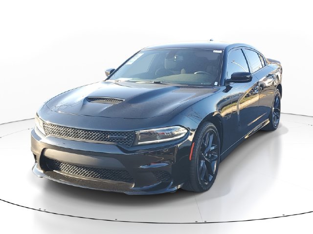 Used 2023 Dodge Charger R/T w/ Blacktop Package RWD image 2
