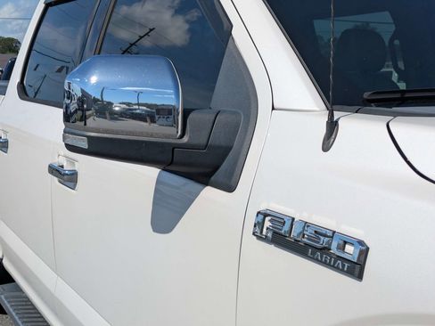 Used 2015 Ford F150 Lariat RWD image 16