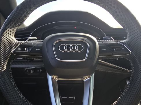 Certified 2024 Audi RS Q8 w/ Black Optic Package AWD/4WD image 25