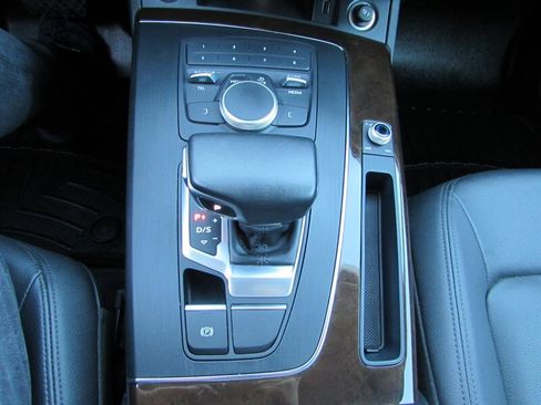 Used 2019 Audi Q5 2.0T Premium image 15