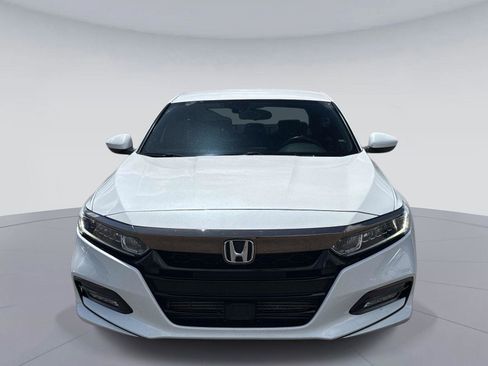 Certified 2018 Honda Accord Sport image 9