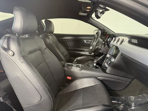 Used 2015 Ford Mustang GT Premium RWD image 10