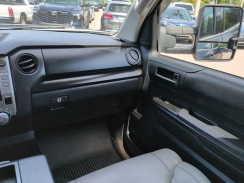 Used 2017 Toyota Tundra SR RWD image 16
