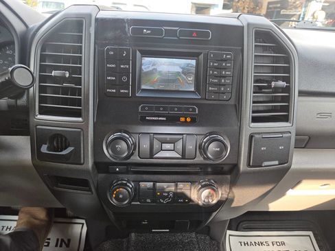 Used 2018 Ford F250 XL w/ Power Equipment Group RWD image 19