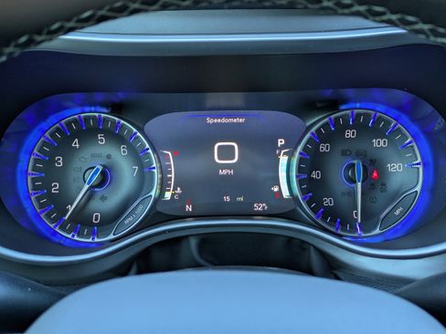 New 2026 Chrysler Pacifica Select w/ S Appearance Package image 30