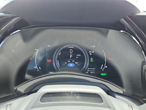 Used 2024 Lexus RX 450h AWD w/ Luxury Package image 31