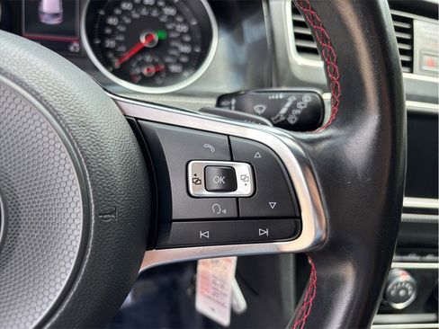 Used 2017 Volkswagen GTI S FWD image 22