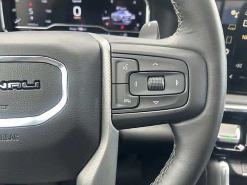 Used 2024 GMC Sierra 1500 Denali w/ Denali Reserve Package AWD/4WD image 31
