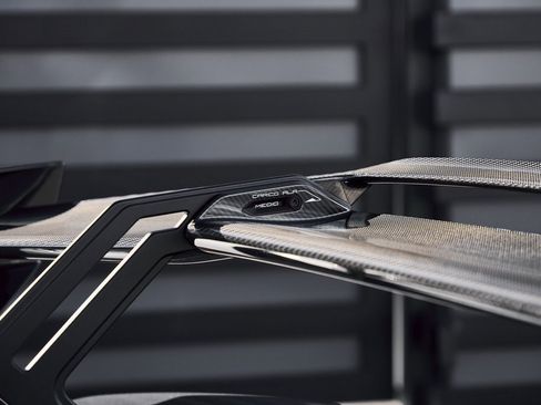 Used 2023 Lamborghini Huracan STO image 16