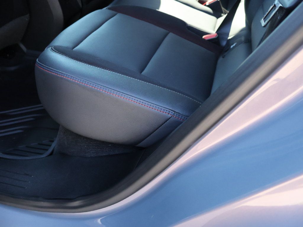 Certified 2024 Chevrolet Equinox EV RS FWD image 21