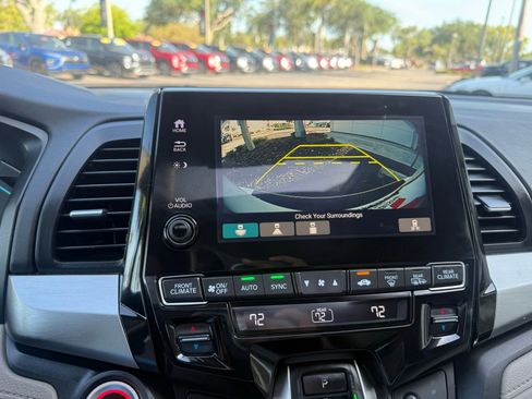 Used 2018 Honda Odyssey EX-L image 19