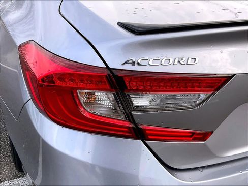 Certified 2022 Honda Accord Sport image 31