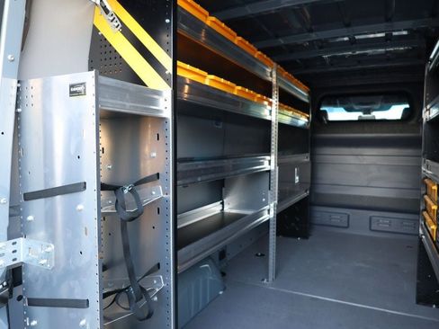 Used 2024 Mercedes-Benz Sprinter 2500 image 20