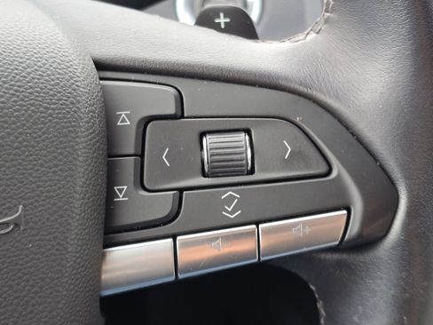 Used 2022 Cadillac XT4 Luxury w/ Cold Weather Package image 14