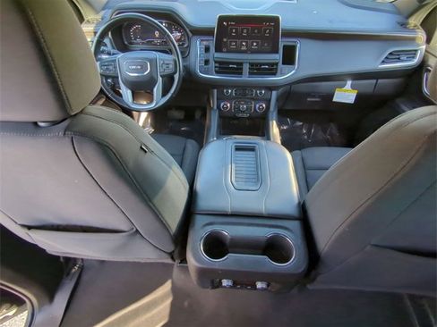 Certified 2022 GMC Yukon SLE w/ Gmc Pro Safety Plus Package image 19