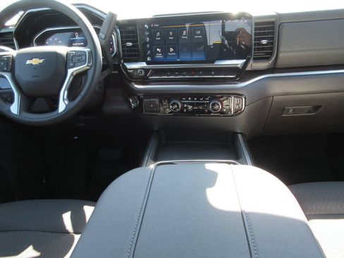 New 2026 Chevrolet Silverado 2500 LT w/ All Star Edition AWD/4WD image 19