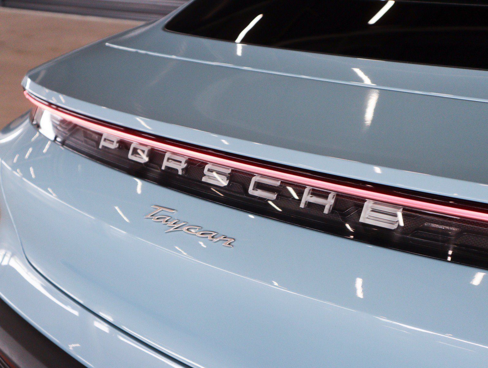 Certified 2021 Porsche Taycan RWD image 29
