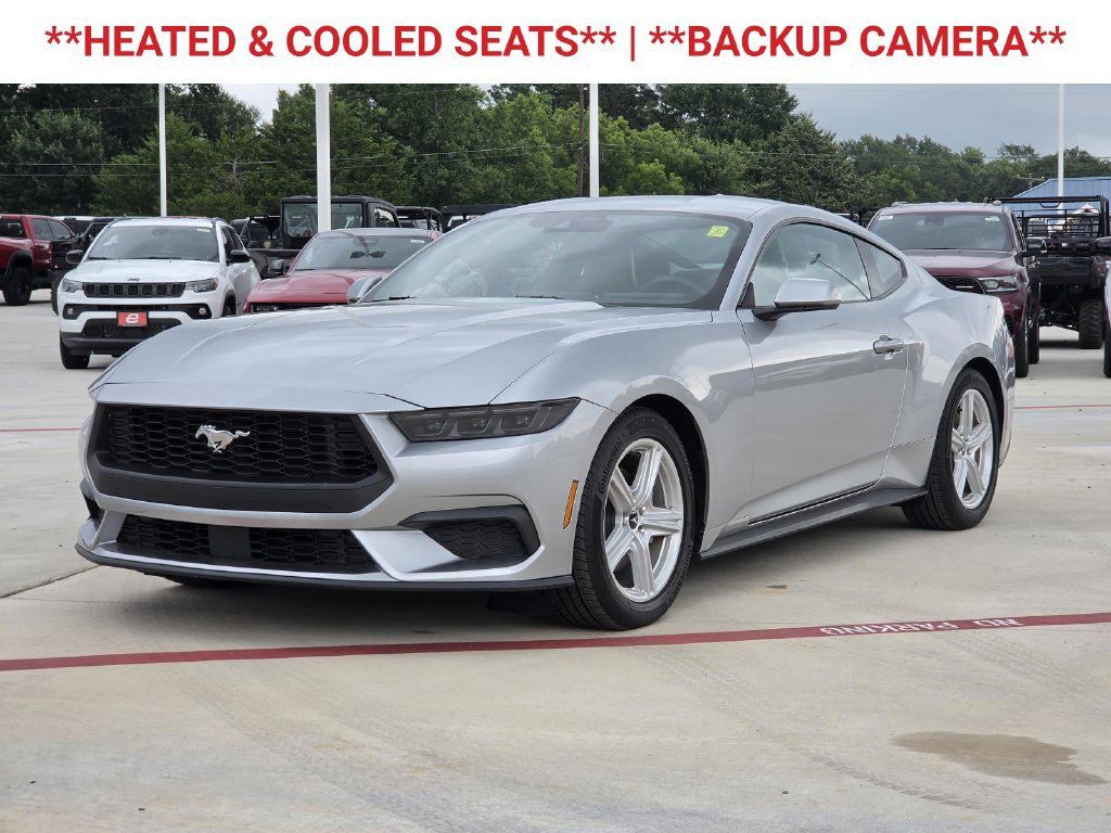 Used 2026 Ford Mustang Premium RWD image 3