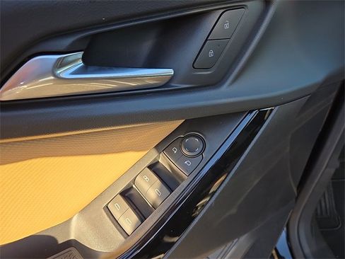 New 2026 Chevrolet Equinox ACTIV image 9