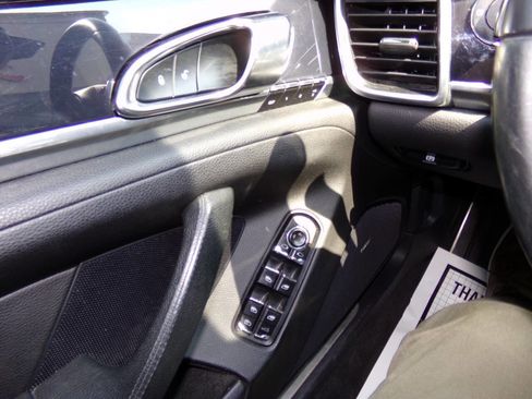 Used 2014 Porsche Panamera S image 56