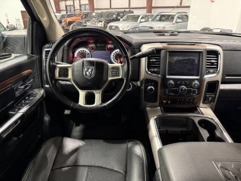 Used 2018 RAM 5500 Laramie image 17